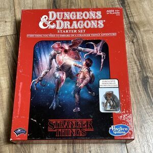 STRANGER THINGS Dungeons & Dragons D&D STARTER SET Demogorgon Figure Open Box